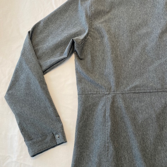 Columbia Miller Peak Softshell Rain Jacket - Picture 13 of 16